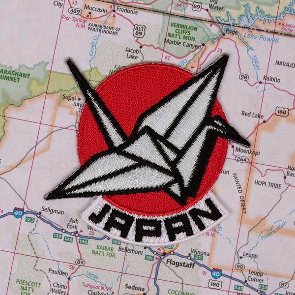 Japan Patch: Aufgehende Sonne & Origami Kranich - Aufbügler Reise Souvenir