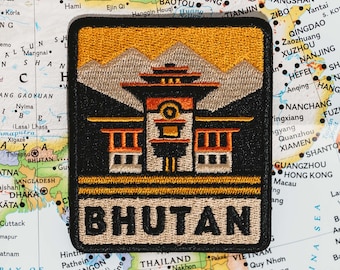 Reispatch Bhutan: geborduurde opstrijksouvenir