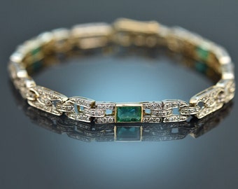 Nobile bracciale art déco con diamanti e smeraldi realizzato in oro e platino intorno al 1930
