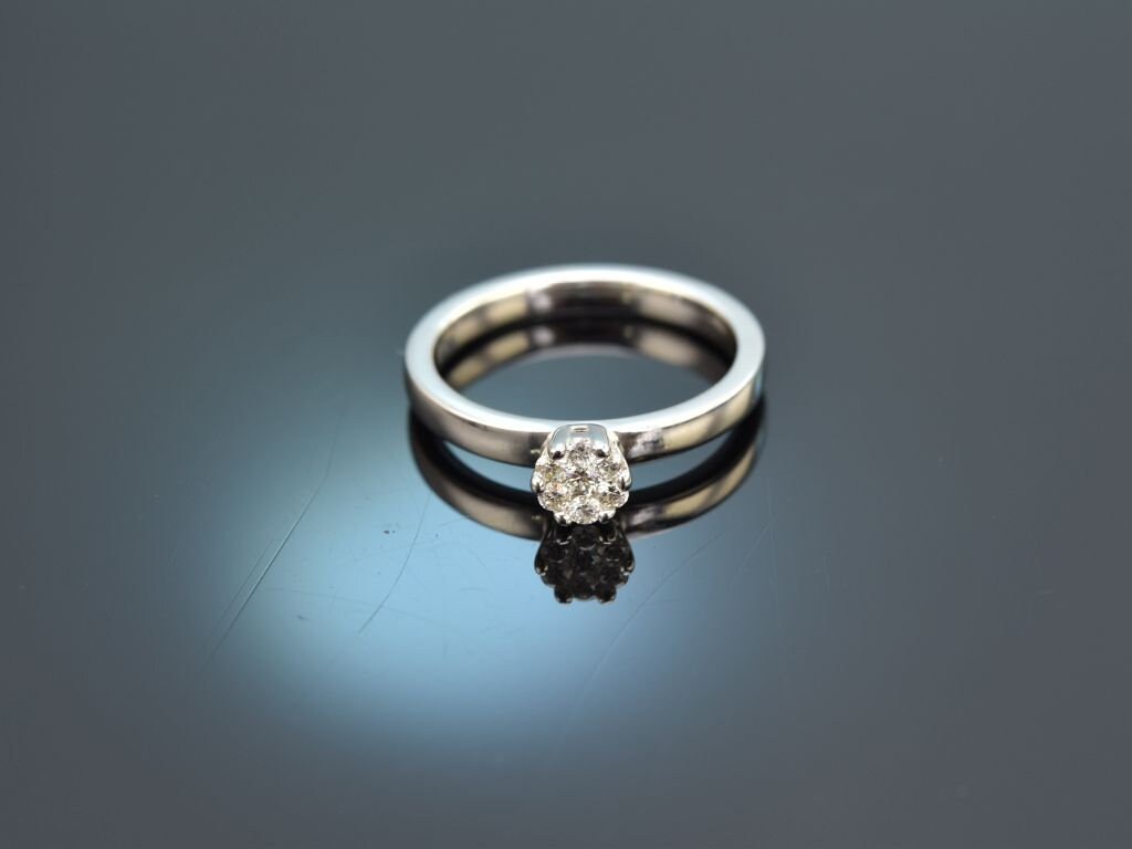 Diamond Ring in White Gold 585 in Classy Daisy Shape - Etsy Diamond Ring in White Gold 585 in Classy Daisy Shape - Etsy
