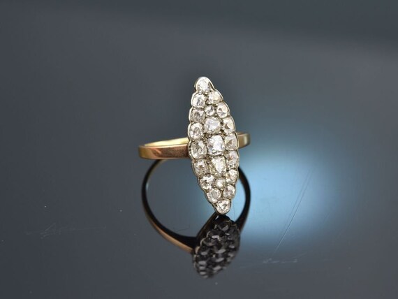 Fine Antique Marquise Ring in Yellow Gold 750 With Old Cut 