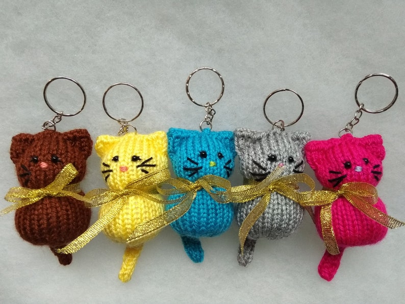Knitted Cat Cat Keychain Ring Mini Toy Keychain Ring Stuffed Knitted Toy Bag Pendant