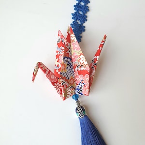 Decorative hanging pendant with a lucky origami crane