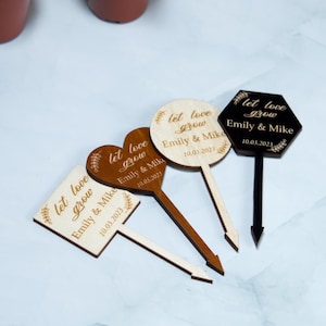Personalized plant wedding tags, Wooden plant favors with custom logo, Engraved bachelorette party favors, Garden wedding succulent sticks