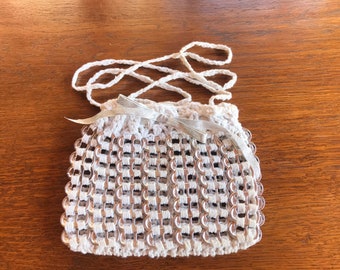 borsa all'uncinetto,borsa bianca,borsa fatta a mano,borsa a tracolla di pizzo, borsa a tracolla all'uncinetto,crochet art,retro bag,year80,small bag,regalo delle donne,regalo di Natale