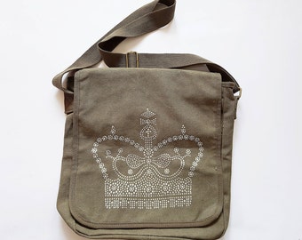 green shoulder bag, cloth shoulder bag, shoulder bag with crown, shoulder bag with beads