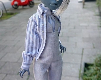 Grey and white striped shirt with velcro on the front - Monster G1 G3, Ever after, OMG, Rainbow, Obitsu doll high fashion clothes