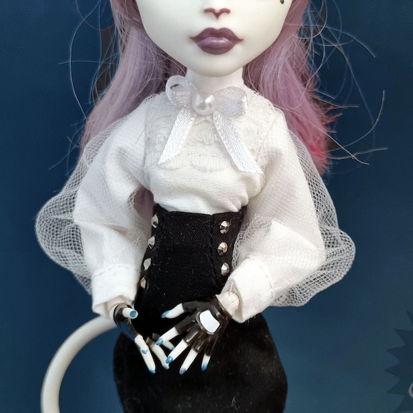 White lace blouse with long mesh sleeves and bow tie - Monster, Ever After, OMG, Rainbow doll high fashion clothes