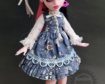 Lolita style outfit for Moster G3 or omg dolls: White Blouse and Blue Sleeveless Dress