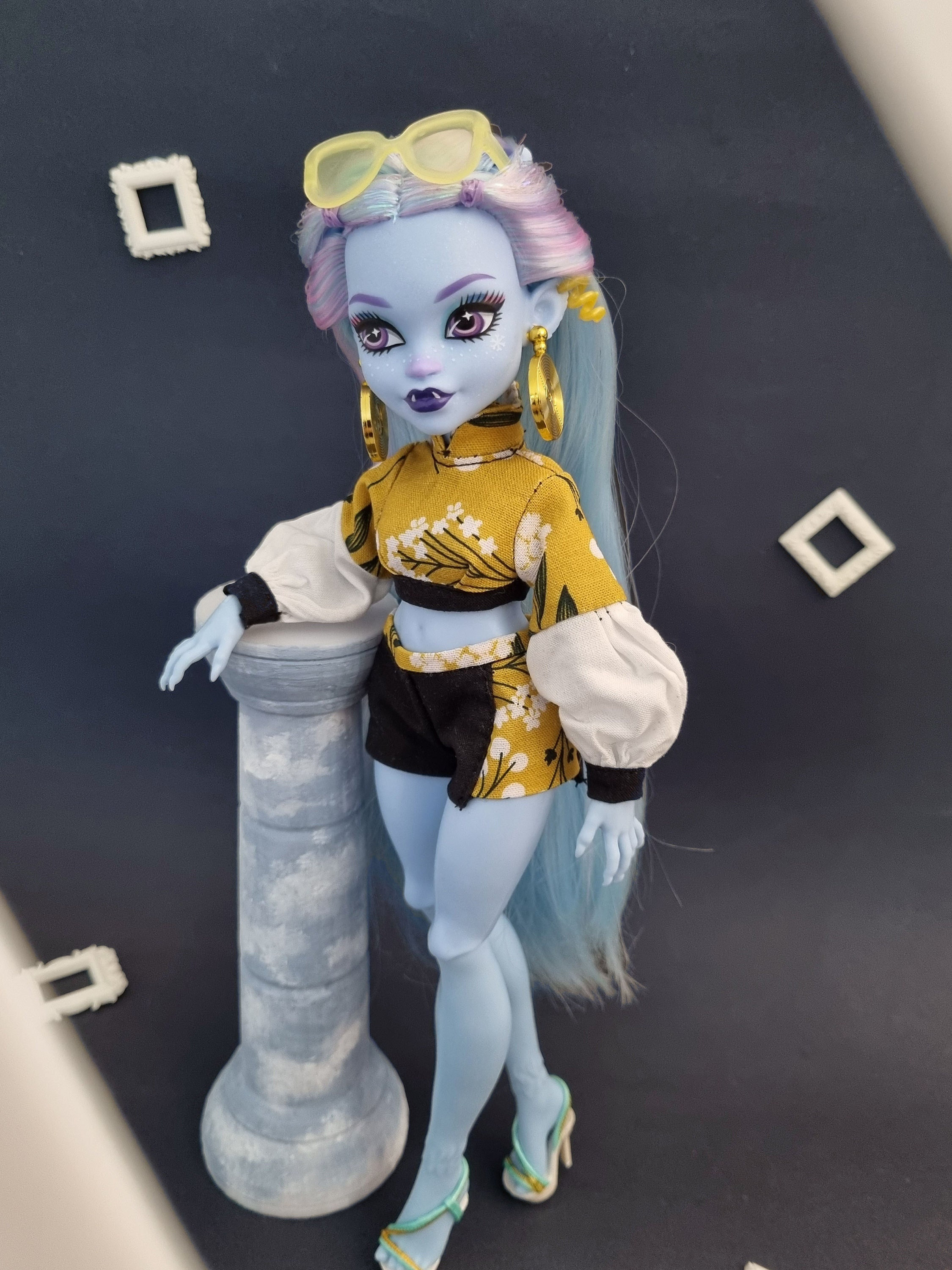 Summer outfit: long sleeve crop top and shorts - for Monster, Ever after, Rainbow, OMG, Obitsu doll high fashion clothes