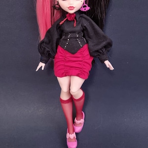 Pink ruched mini skirt with black waistband - Monster, Ever after, OMG, Rainbow, Obitsu, Creatable world doll high fashion clothes