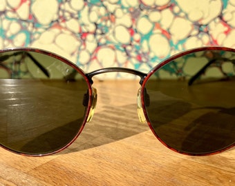 Vintage zeldzame GIORGIO ARMANI-zonnebril, uniseks jaren 90 UITSTEKENDE staat Made in Italy (GA 627 823) Klein