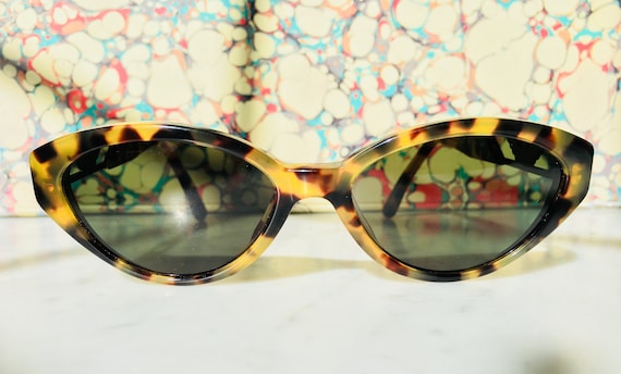 Vintage Rare GIORGIO ARMANI Sunglasses Honey Tortoiseshell 