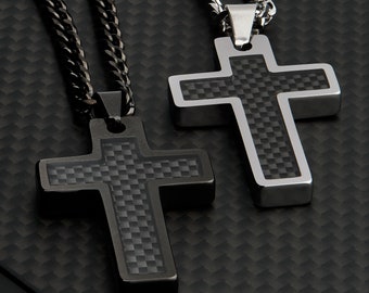 Collier pendentif croix en carbure de tungstène incrusté de fibre de carbone poli ou chaîne cubaine en acier inoxydable noir. Gravure laser gratuite.