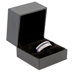 Men's Hammered Brushed Tungsten Carbide Sapphire Blue Wood Inlay Ring 8mm Comfort Fit, Free Engraving image 10