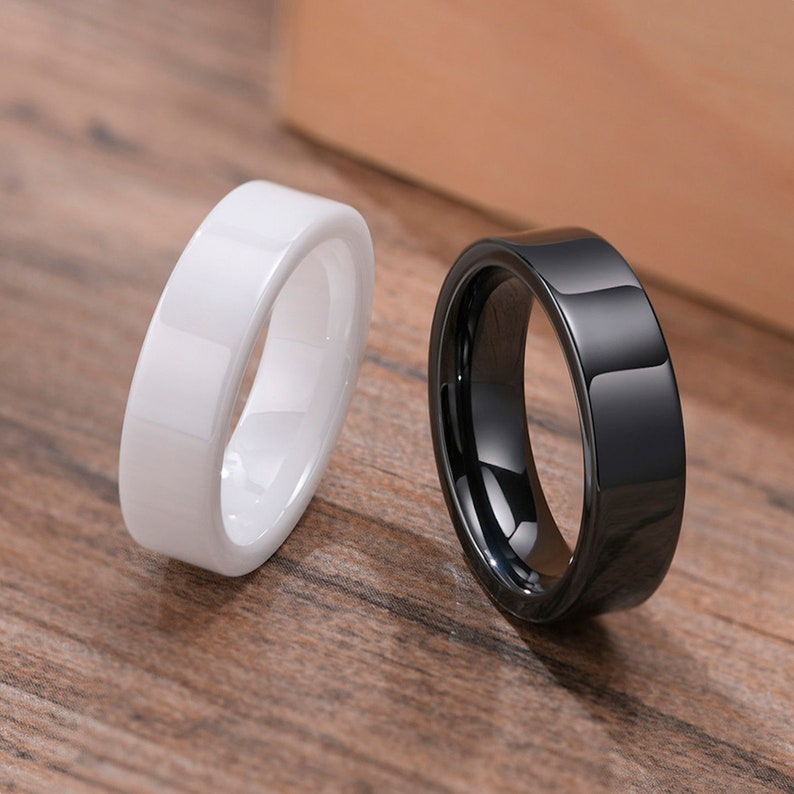 Zwart of wit keramiek 4, 6, 8 of 10 mm breedte trouwring platte pijp gesneden hoog gepolijste ring. Populaire keuze afbeelding 1