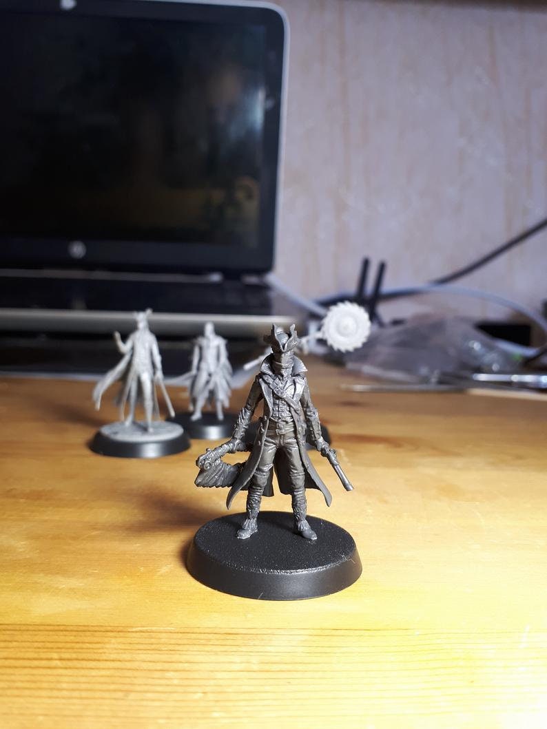 Hunter. Bloodborne miniature 32-35 mm scale