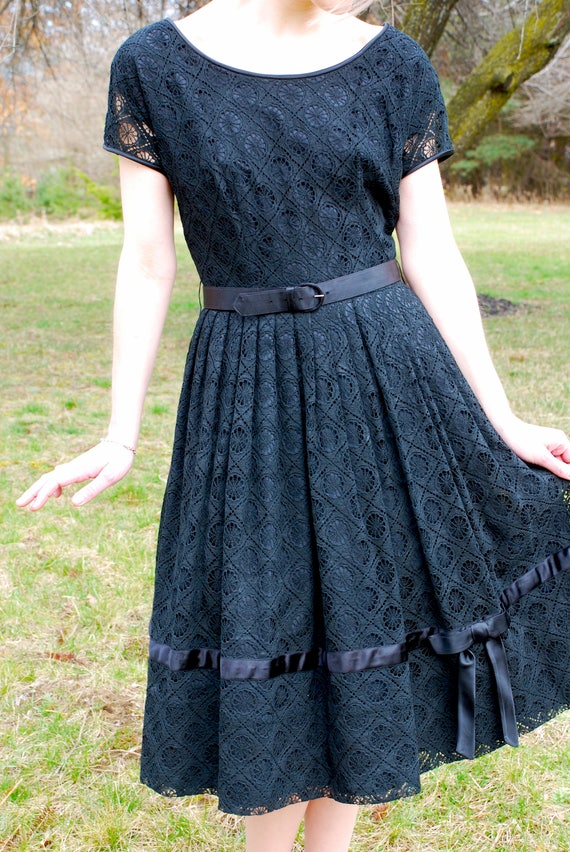 50’s Vintage Make Mine A MCKETTRICK Black Lace Dr… - image 2