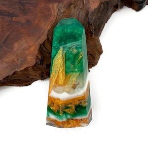 Emerald Crystal Point - Artisan Made Hand / Bath Soap Bar (Lush Rainforest Fragrance Oil) : PM0007