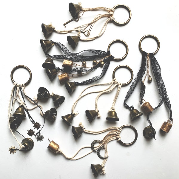 Cloches de sorcière pour protéger la porte – décoration d'intérieur wicca, cloches d'autel païennes, cadeau de sorcellerie, breloque de bénédiction de maison spirituelle