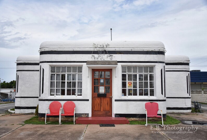 Vintage Motels Art Deco Architecture Boots Court Motel Carthage, MO