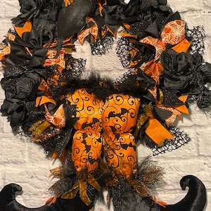Witch leg wreath, Halloween wreath, October wreath, witch wreath, rat Halloween wreath, spooky wreath