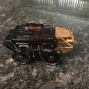 vintage avon stage coach after shave bottle, 1970s avon after shave bottle, vintage after shave stage coach bottle