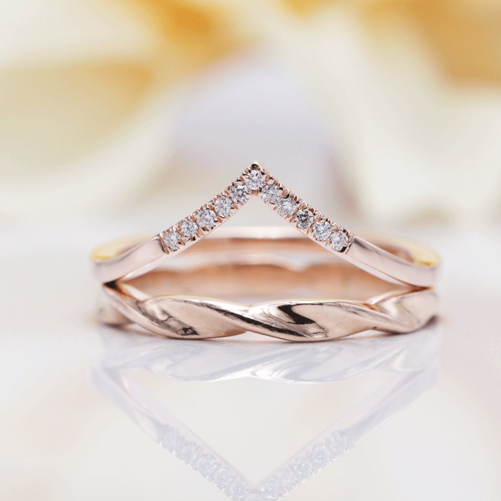 14K Gold Diamond Chevron Ring/diamond Shimmering Ring/gold V | Etsy