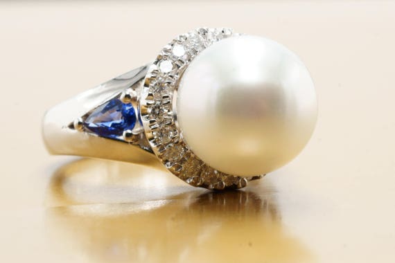 Natural Diamond Sapphire Pearl Ring 14K White Gold Ring with Pearl. Sapphire Band. Pearl Engagement Ring. Diamond with Peal wedding Ring.