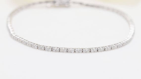 1.35CT Diamond Tennis Bracelet in 18K Gold/ Eternity Diamond Bracelet/High Quality Diamond Engagement Bracelet/Anniversary Bracelet/Bracelet