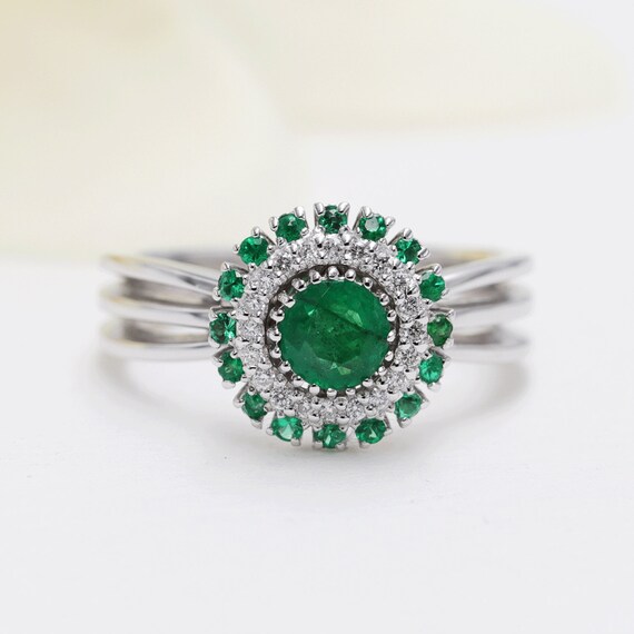 Natural Emerald Halo Ring with Diamond. Emerald Engagement Ring. Antique Emerald & Diamond 14K White Gold Ring. Halo 14K Solid Ring.