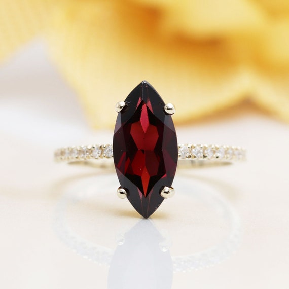 14kt Gold High Quality Red Garnet Diamond Engagement Ring/Garnet Ring/Tear Drop Garnet Diamond Ring/Red Gem Engagement Ring/Ring for Her