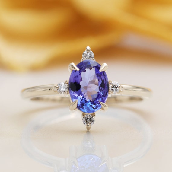 14k Gold High Quality Tanzanite Diamond Engagement Ring/Blue Gem Classic Engagement ring/Birthday Ring/Antique Tanzanite ring/Gold Gift Ring