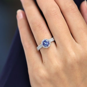 14k gold 1 CT Tanzanite Diamond Bridal Ring Set/Rose Gold Tanzanite Engagement ring Set/Halo Diamond Ring Set/Proposal Ring/Bridal Ring Set 画像 5