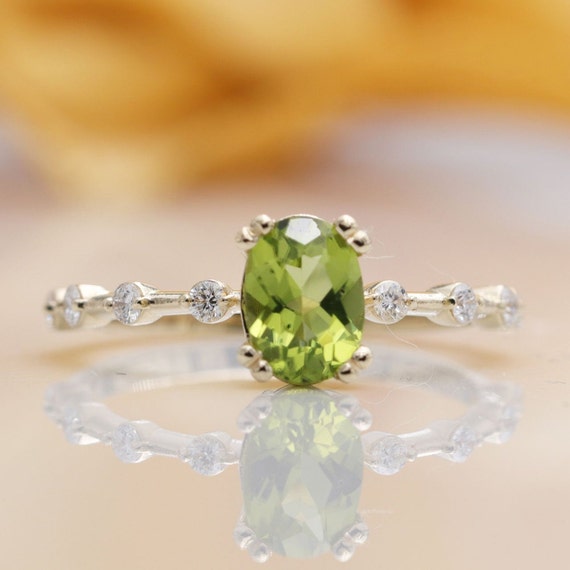 14kt Gold Oval Green Peridot Diamond Classic Engagement Ring/Green Gem Diamond Ring/Proposal Ring/Engagement Ring/Green Gem Ring/Birthday