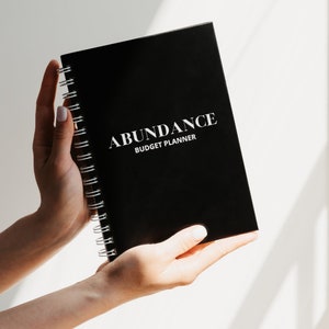 Lamare Budget Journal 2024-2025 – Monthly & Weekly Bill Planner and Organizer