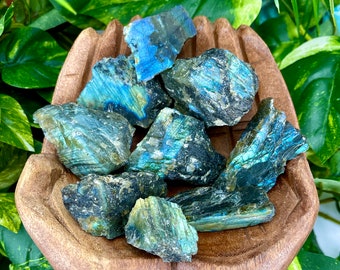 Raw Labradorite Crystal, Rough Labradorite Crystal, Raw Crystals, Labradorite Stone, Natural Labradorite, Spectrolite, Flashy Labradorite