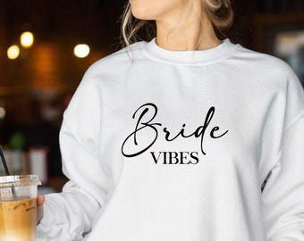 Personalized Sweatshirt/Personalized Crewneck/Bride/Unisex Crewneck/Custom Gifts/Bridal/Hubby/Custom Text/Wifey/Last Name