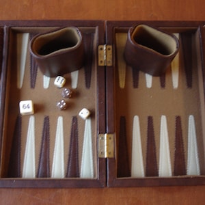 Vintage Travel Backgammon