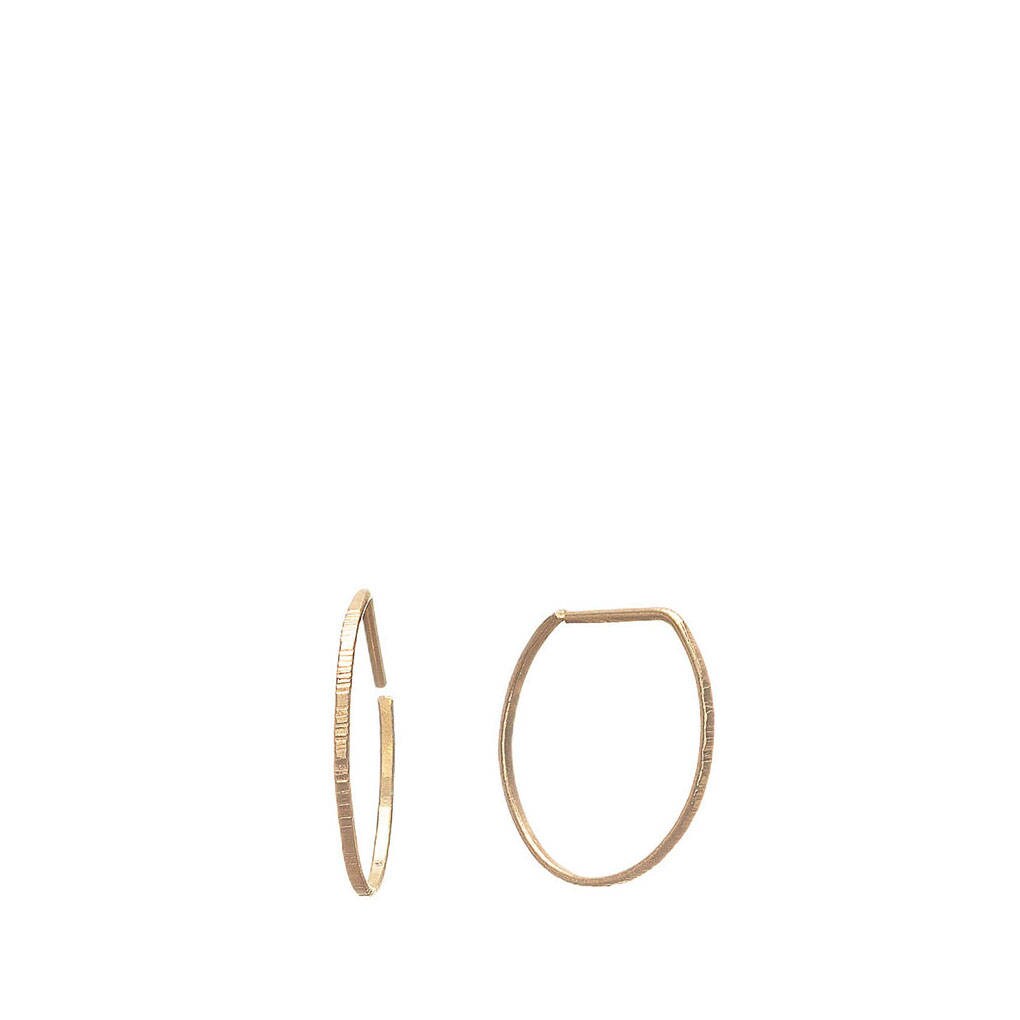 Linear Circle Gold hoop earrings | Etsy