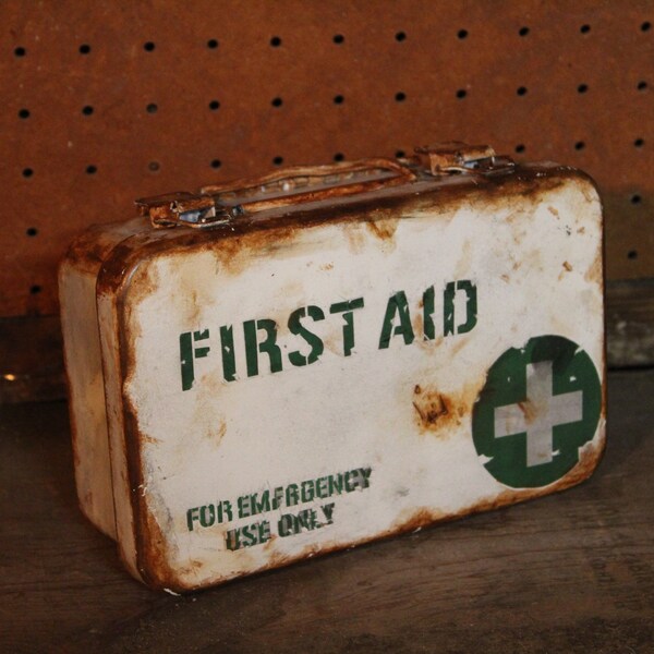 Fallout inspired metal first aid kit