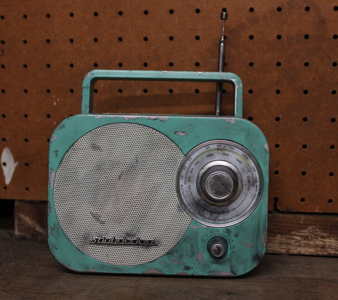 フォールアウトFalloutラジオ/Bluetoothスピーカー 花見　地震停電 fallout レトロ風ラジオ AUX/Bluetoothスピーカー天然胡桃木製