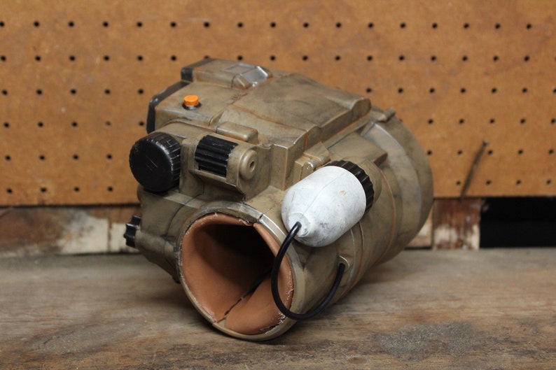 Fallout 4 Pipboy Upgraded Spirit Halloween Prop - Etsy