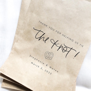 Tie the Knot! Pretzel Favor Bag || Pretzel wedding favor bags