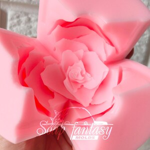 Stampo per sapone a forma di rosa – Stampo in silicone 3D a forma di fiore per sapone, candele, cera fusa, design floreale realistico – Rosa “Annette” immagine 2