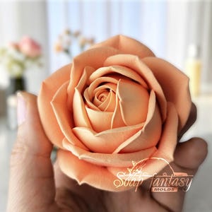 Stampo per sapone a forma di rosa – Stampo in silicone 3D a forma di fiore per sapone, candele, cera fusa, design floreale realistico – Rosa “Annette” immagine 1