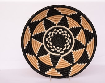 Mugwaneza African Wall Basket, Rwanda baskets, African Woven basket,  Brown, Black and White