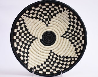 Okapi African Wall Basket, Rwanda baskets, African Woven basket,  Black and White