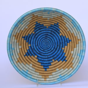Wall decor, Medium African Basket, 10" Rwanda Basket, Iwe. Blue and Tan