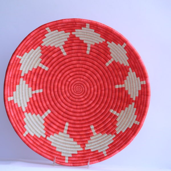 Renze African Wall Basket, Rwanda baskets, African Woven basket. White and dark red